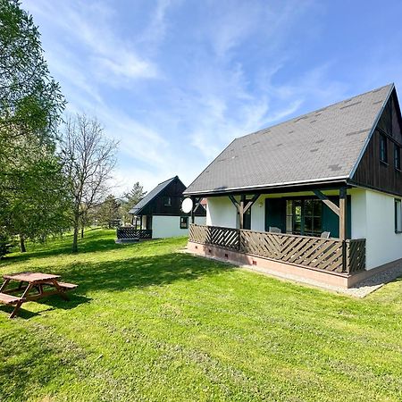 Ctyricitka Na Stastnem Kopci Villa Černý Dŭl Exterior foto